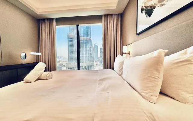 Venduras Skyline 3BR at Address Opera