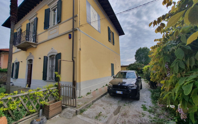 Villa Liberty il Lauro Bed and Breakfast