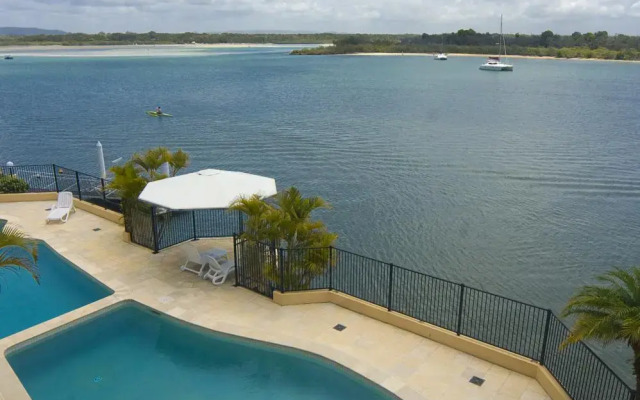 Commodore Private Holiday Apartment