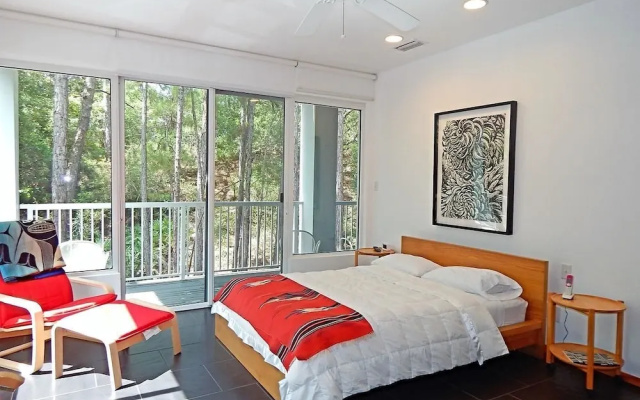 055 Bough House