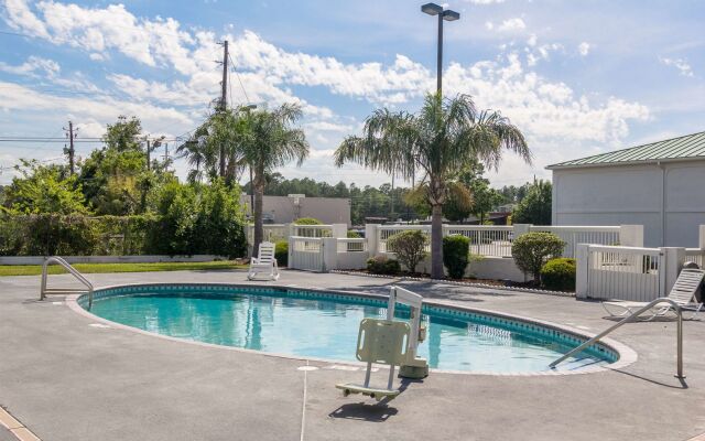 Motel 6 Townsend, GA