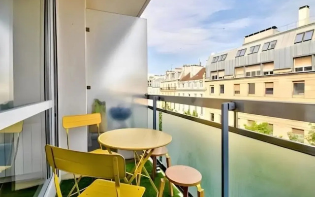 One Bedroom Apartment - Canal Saint Martin (360)
