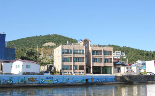 Pohang Super Natural Pension