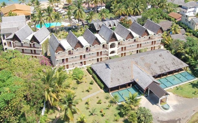 Royal Beach Hotel