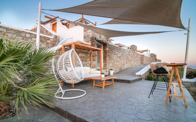 Villa Evi & Suites