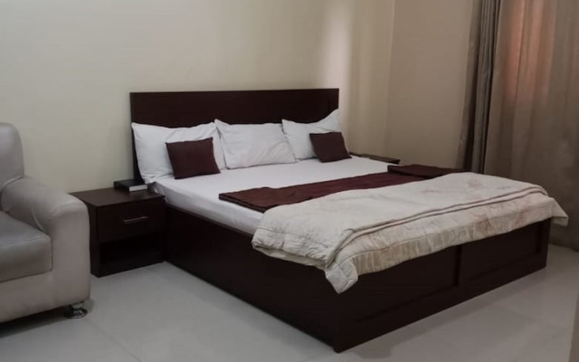 Gyeuti Citi Hotel and Suites