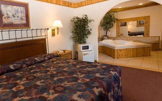 North Country Inn & Suites