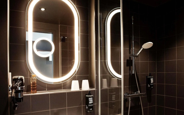 ibis Berlin Airport (Neu eröffnet)