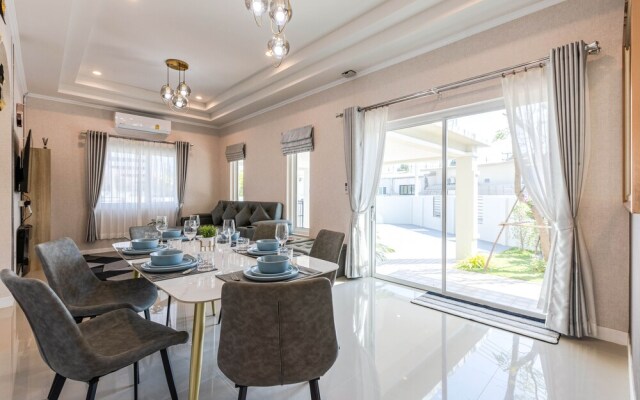 Cozy 3 Bedroom Pool Villa C883