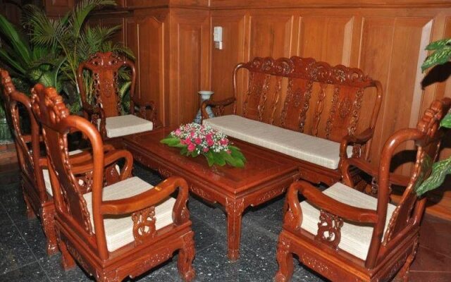 Man Myo Taw Hotel