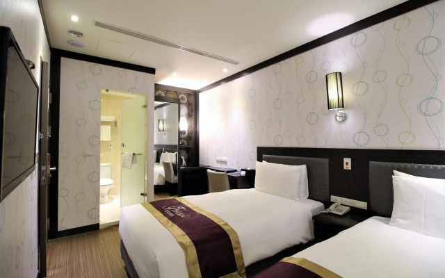 J Hotel