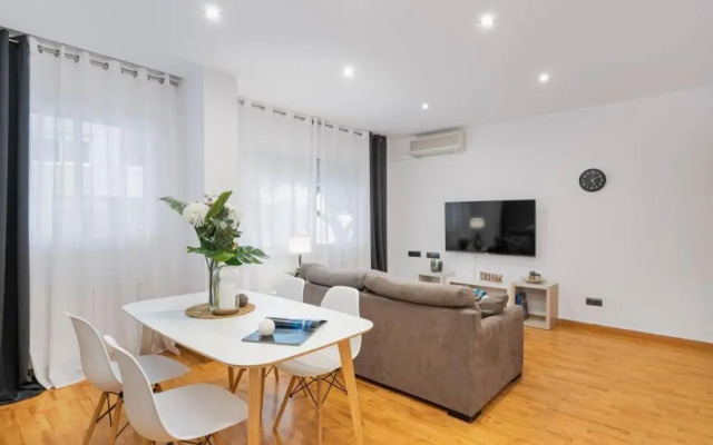 Lodging Apartments Villa de Gracia 2 bedroom cozy apartment