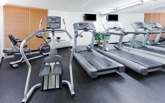 Holiday Inn Charleston Riverview by IHG