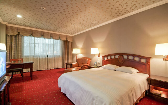 F Hotel Tainan