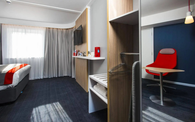 Holiday Inn Express Portsmouth - North by IHG