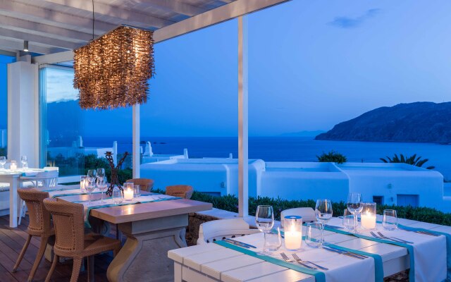 Archipelagos Hotel