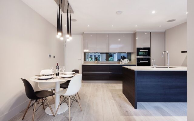 Homely And Chic 2 Bed Apartment