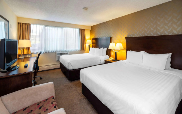 Prestige Riverside Lodge