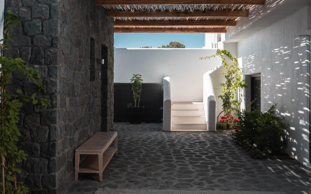 NĒRO Light-Filled Suites