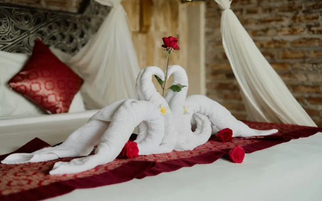 Joglo Organik Guesthouse