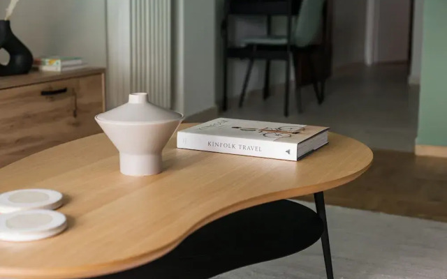 Dazzling 1BR Apartment in Koukaki