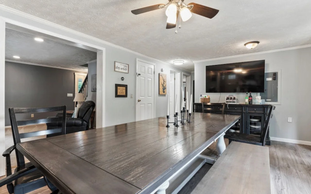 Lovin Lake Livin A Must-see!