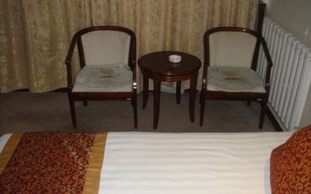 Yuebin Business Hotel
