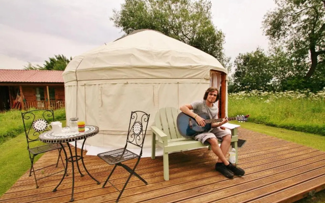 Acorn Glade Glamping