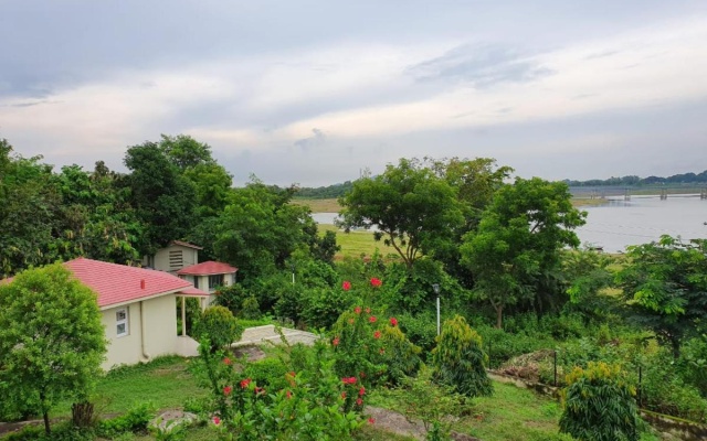 Peerless Resort Mukutmanipur