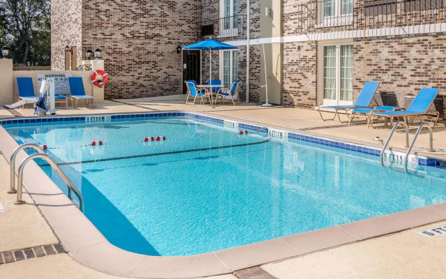 Comfort Inn