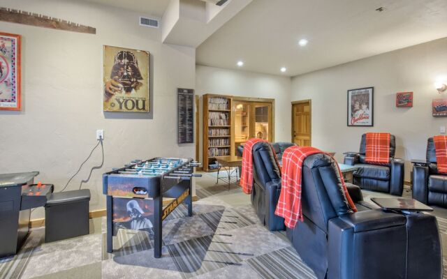 Mountain Getaway Cabinhot Tub & Pool Table4bd