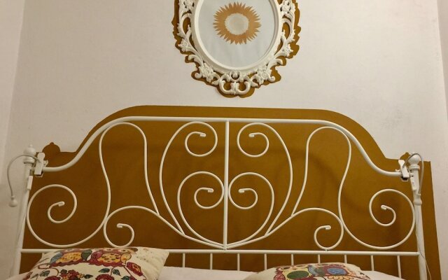 Stone House Lake View