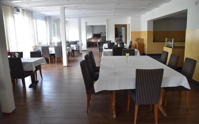 Wellness & Golf Appartment 5.9 ( Apartment Bär)