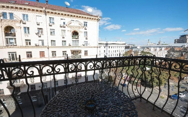 Premier Apartment
