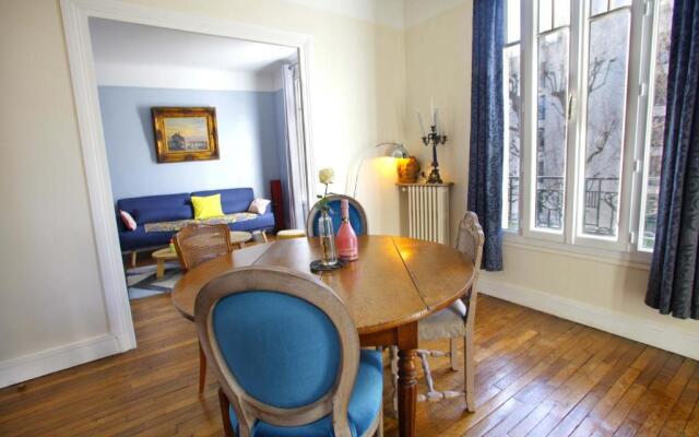 Nice apartment 10 minutes from Paris