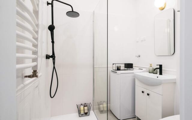 Luna Apartment - LoftAffair