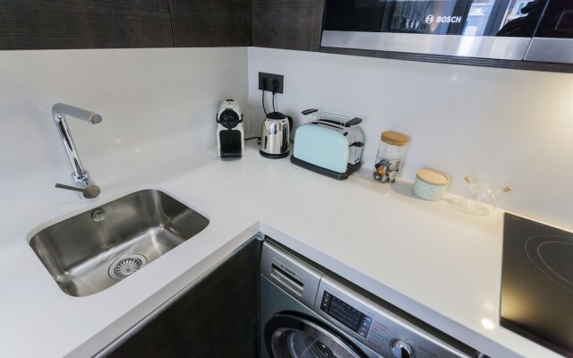 Dobo Rooms - Gran Via I Apartment