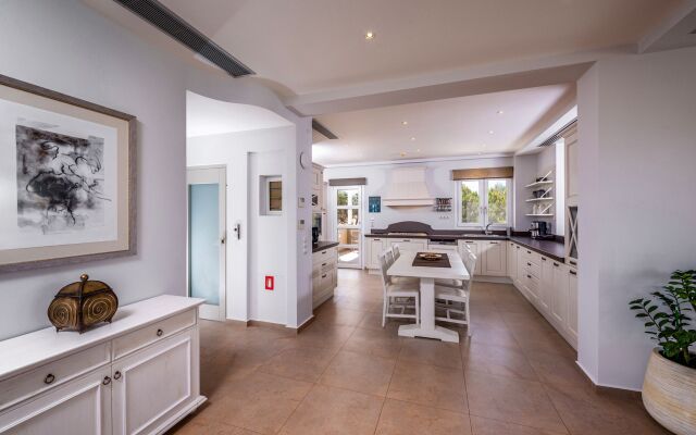 Beach Villa Penelope with private pool