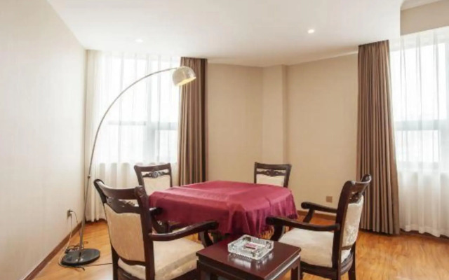 Qingmian Light Luxury Hotel (Luohe East Bund Branch)