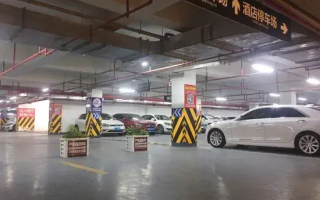 Yage Hotel