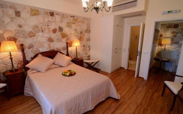Korina Gallery Hotel