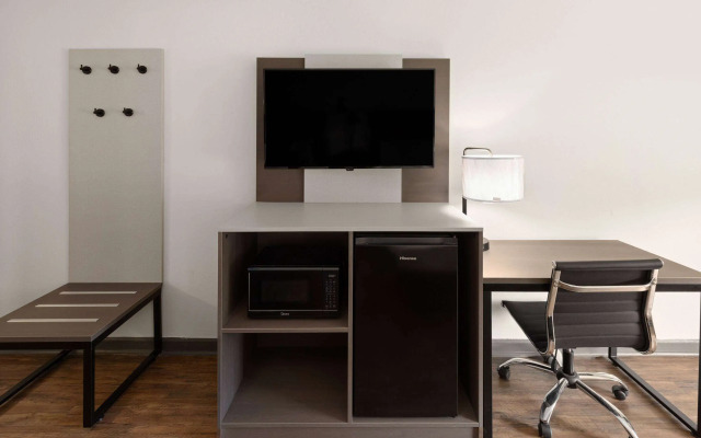 Ramada by Wyndham Bainbridge