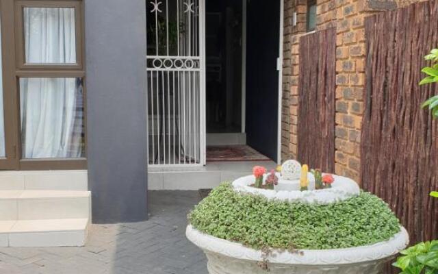 House Mulberry Guesthouse