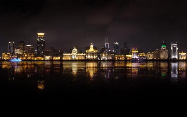 Les Suites Orient, Bund Shanghai