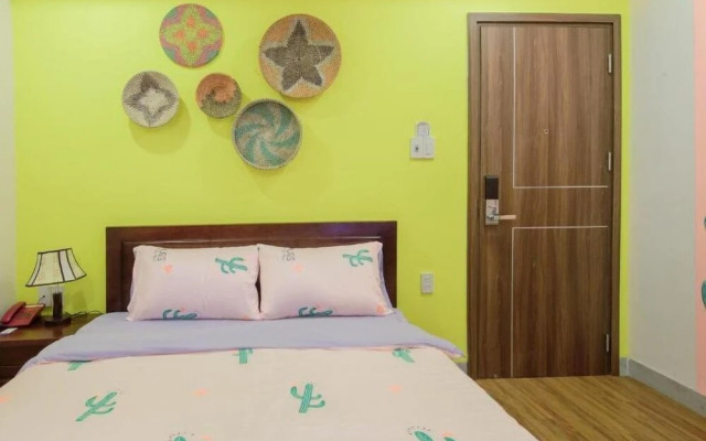 Azure Hotel Danang