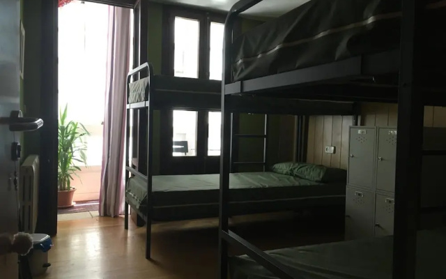 Albergue Azabache - Hostel