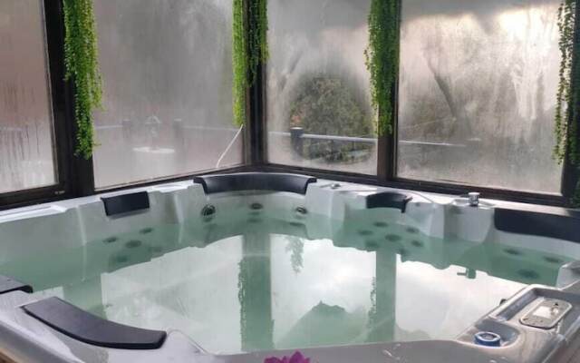 River Boutique Hotel