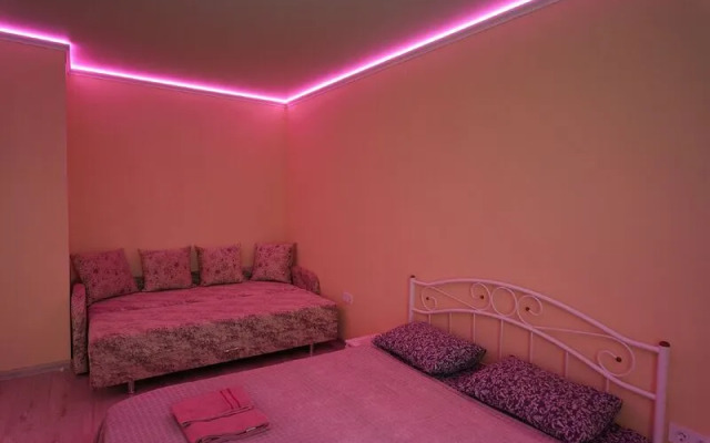 Райт Рум на б-ре Солнечный, д. 18