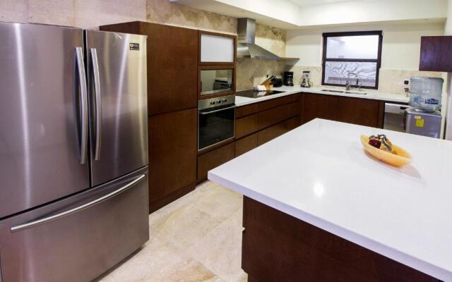 El Faro 302 Coral Penthouse