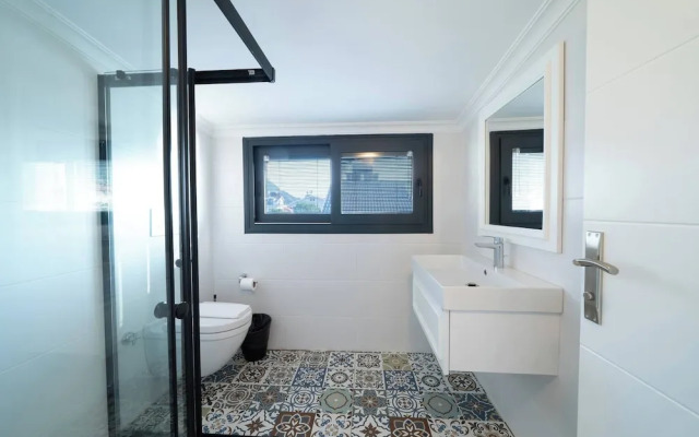 Ölüdeniz Plajına Yakın 3 Yatak Odalı Villa